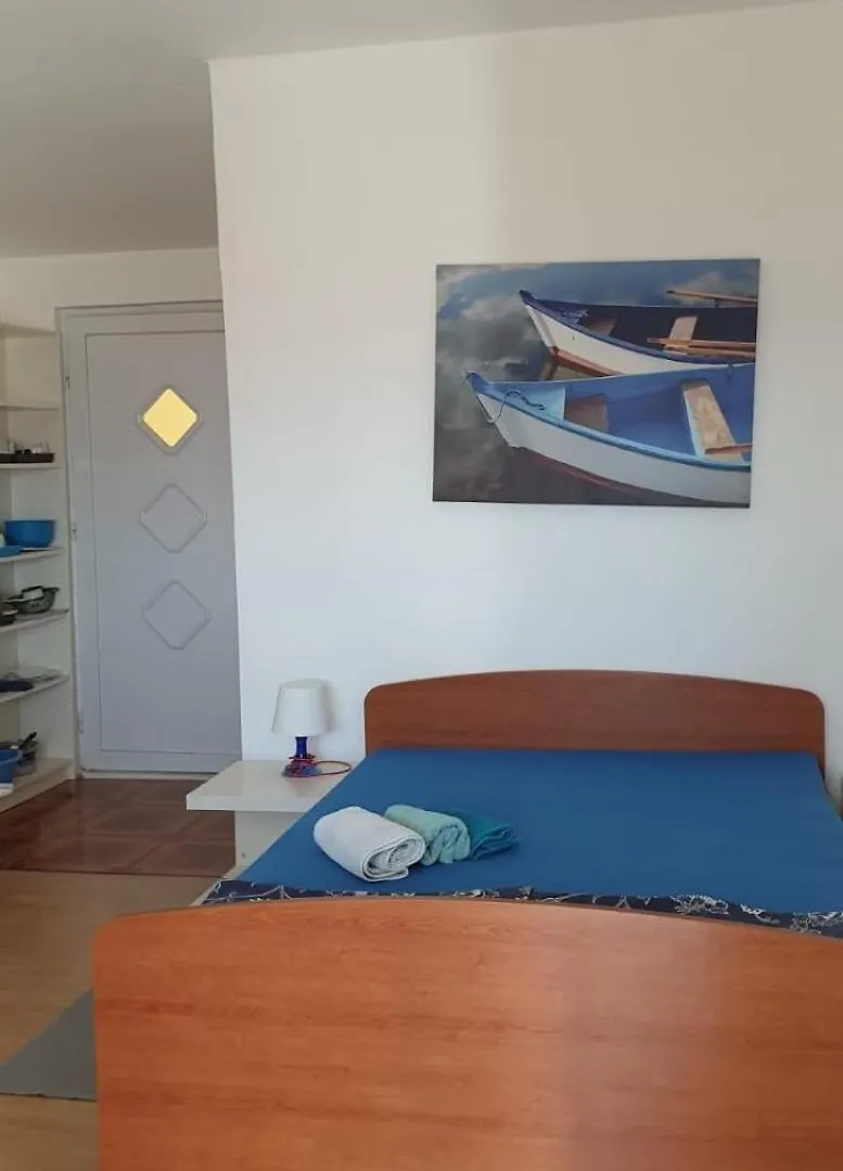 Affittacamere Room Art Room Jasmina With Sea View Starigrad Paklenica Croazia